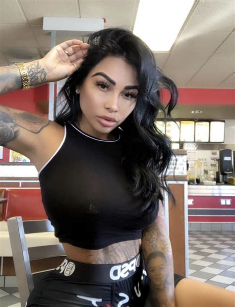 Watch BBYANNI .